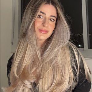 Meet your Posher, Valentina